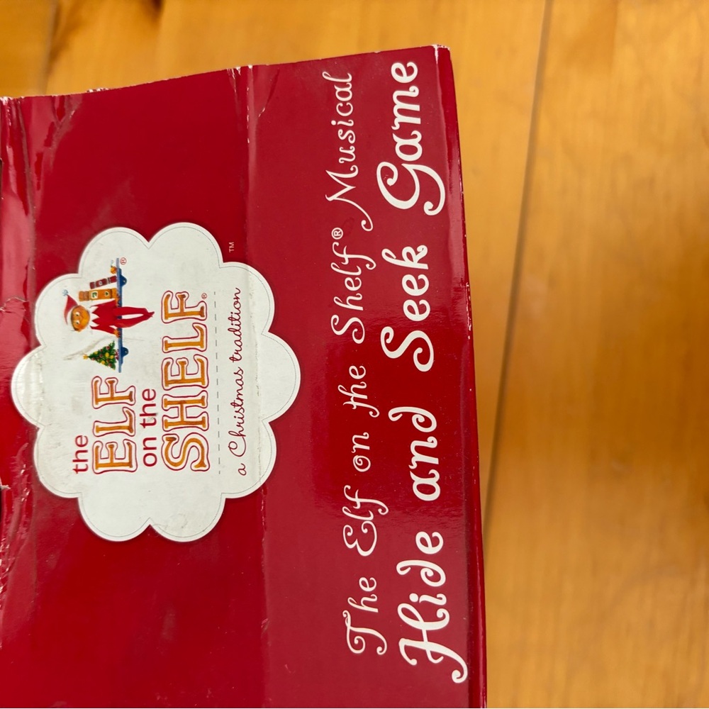 NWT Elf on the Shelf musical game - Picture 2 of 3